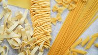 ANALIZĂ | Românii mănâncă tot mai multe paste, dar aproape jumătate vin din import / Producția românească stă pe loc de cinci ani, în timp ce pe raft se impun mărcile italienești. Șeful ROMPAN: „Vom câștiga această luptă din piață cu importurile”