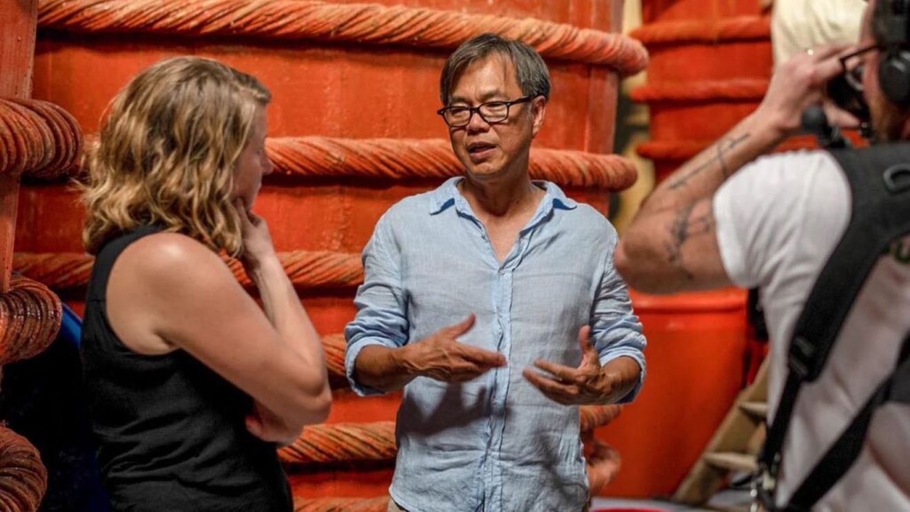 Sosul de pește, ingredientul emblematic al bucătăriei vietnameze, obținut din anșoa și sare/Fermentarea durează 12 luni, pentru a atinge standardele de calitate cerute de clienții internaționali