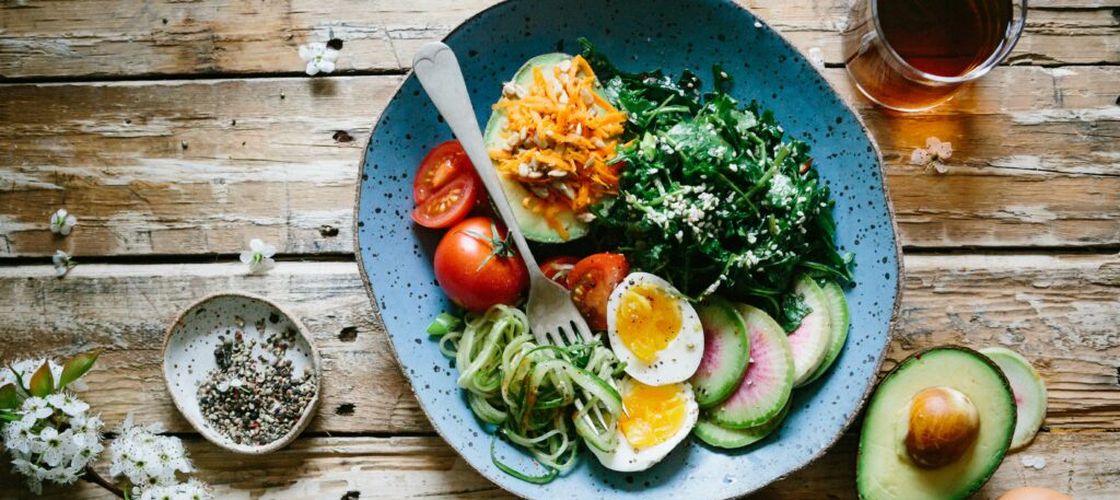 12 alimente antistres pe care să le mănânci seara / Ce recomandă nutriționiștii înainte de culcare