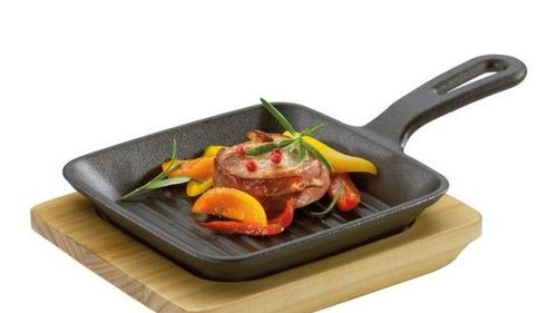 Ce poți folosi în loc de air fryer? Poți găti sănătos carnea sau legumele fără adaos de ulei folosind o tigaie grill