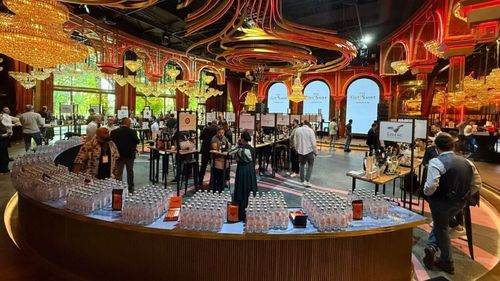 VIDEO | Connaisseur fără ifose (Ep. 30): Unde se decid listele de vin din HoReCa / Singurul târg de băuturi pentru profesioniști