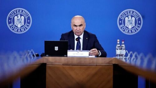 Premierul Ilie Bolojan, întâlnire cu producătorii de carne de porc / Măsurile pentru combaterea pestei porcine africane, pe agenda discuțiilor