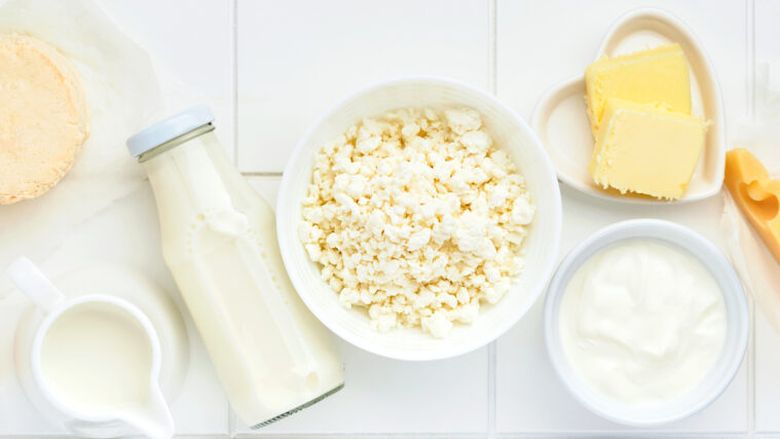 Care este cea mai sănătoasă brânză / Alegerea surprinzătoare a nutriționiștilor și cum să o consumi zilnic fără riscuri