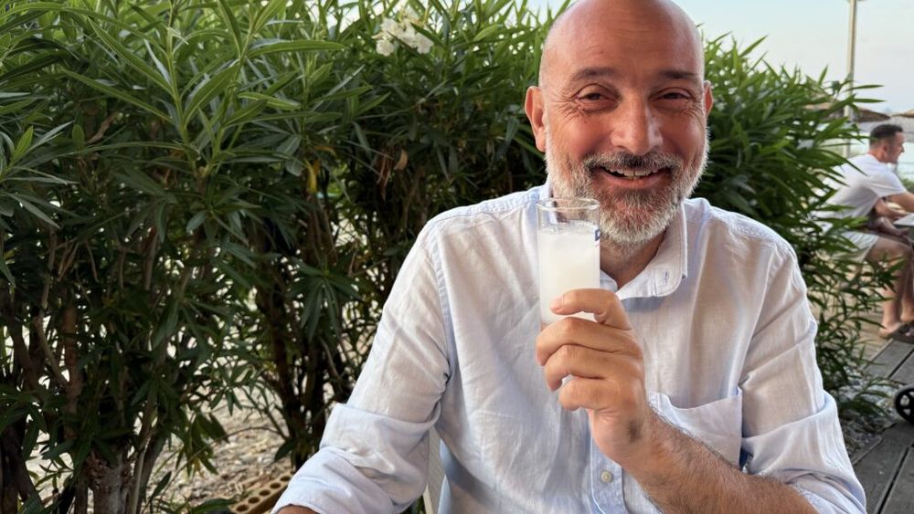 VIDEO | Connaisseur fără ifose (Ep. 84): Focul grecesc: ouzo & tsipouro