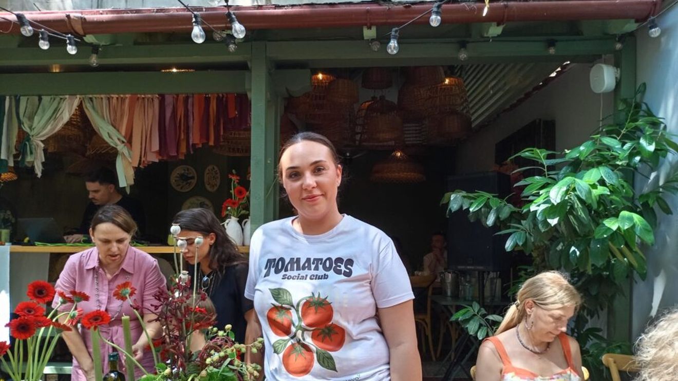 VIDEO | Cum a fost sărbătorit solstițiul de vară la Băcănia Veche / Un adevărat festin dedicat tomatelor, cu o varietate de preparate, de la salata Tomatina, la Quiche cu roșii, până la praline cu ganache de roșii și, evident, înghețata de roșii