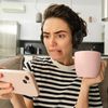 Cartoful divorțat și căpșuna amantă au cucerit TikTok-ul / De ce milioane de oameni se uită la cele mai absurde clipuri generate de AI