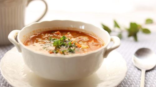 Supele tradiționale italiene care rezistă asaltului gastronomiei globalizate. O artă de a da valoare ingredientelor simple atunci când toamna devine iarnă și oamenii se adună la gura sobei