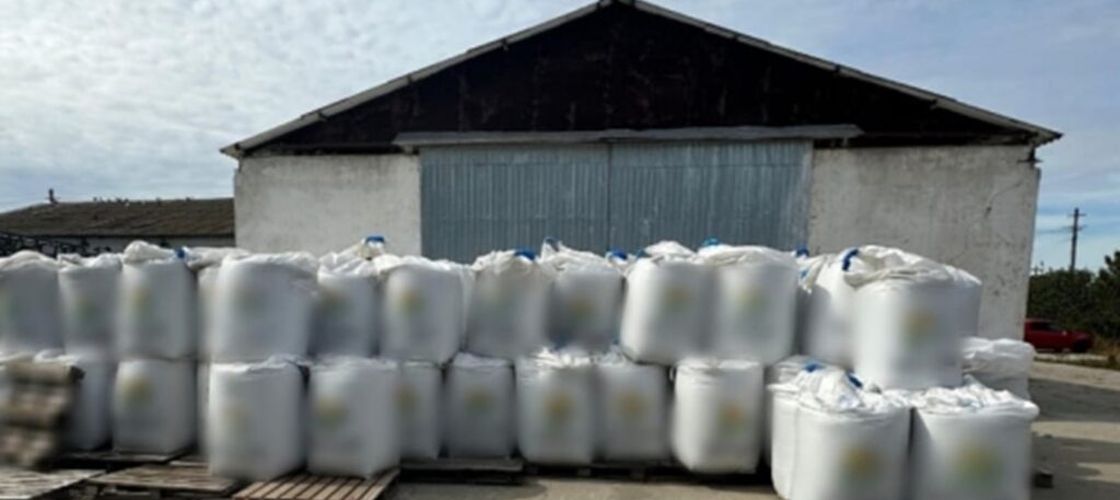 Combinatul Azomureș își va relua producția la capacitate maximă în primul trimestru din 2027. Este cel mai mare producător național de îngrășăminte sintetice