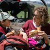 Ce alimente poți lua în mașină sau în tren când pleci în concediu pe caniculă. Gustările care rezistă ore întregi fără să se altereze