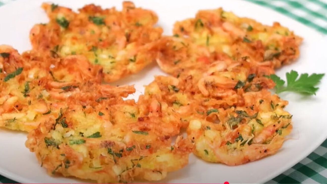 Preparate specifice pentru Săptămâna Mare în acord cu postul catolic/ Peștele este vedeta, deoarece restricția alimentară pentru catolici este legată doar de carne/ BONUS: Trei deserturi pentru această perioadă