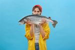 Somonul de crescătorie ar putea avea mult mai puțin Omega-3 decât se credea / Cercetătorii indică schimbarea hranei peștilor / Studiu: EPA și DHA, sub valorile din baza USDA