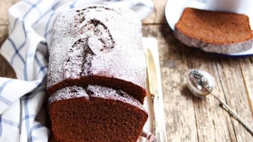 Chec cu aromă de cafea, o variantă de mic dejun care ne introduce în atmosfera de weekend. Merge și ca desert, servit cu o cremă interesantă, de vanilie sau de mascarpone