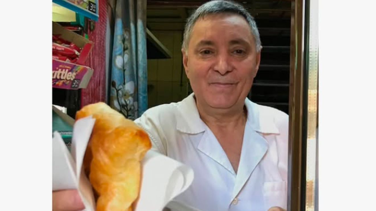 „N-am io timp, iubire, că mă vede patronul” / Povestea neștiută a lui nea Mihai și cum a cumpărat patiseria din Amzei unde lucra