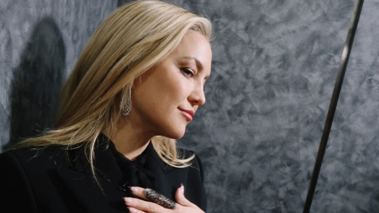 Kate Hudson a dezvăluit, recent, ce băutură, din două ingrediente comune, bea în fiecare dimineață/ Și tu poți prepara băutura matinală a actriței și chiar poți urma rutina ei zilnică