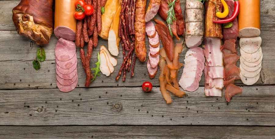 cancer-oral-mezeluri-carne-procesata-bacon-carnati-nitrati-nitriti-sanatate-orala-alimentatie-preventie