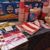 VIDEO FOTO | Pe 4 iulie am dat o tură prin magazinele și restaurantele unde americanii din Barcelona găsesc produse tradiționale. Pentru ca sărbătoarea națională să aibă gustul de acasă