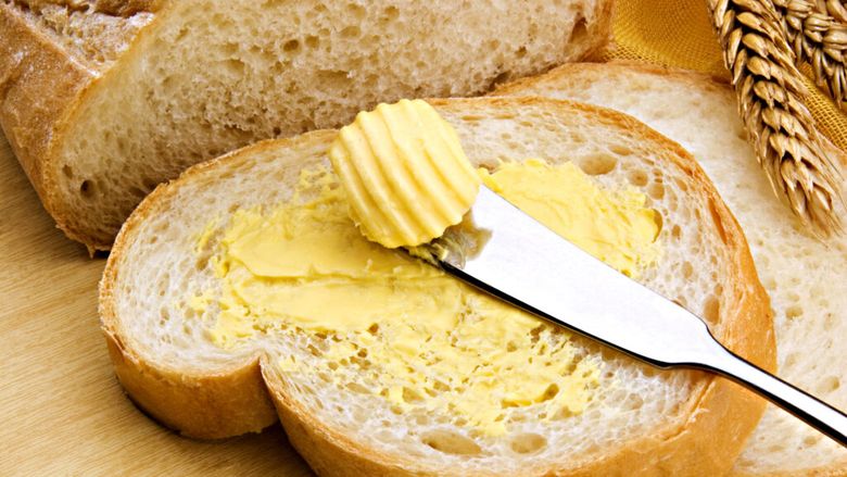 Unt sau margarină în prăjituri sau aluaturi? Un specialist în alimentație explică diferența care poate schimba complet rezultatul