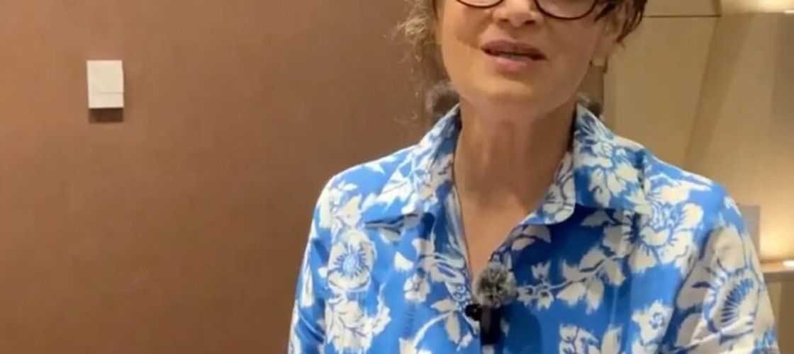Baba, dulceața de trandafiri făcută de o ingineră de la Avioane Craiova / Mirela Ion: „Când am gustat-o, a fost dragoste la prima linguriță. Avea gustul de acasă, de copilărie”