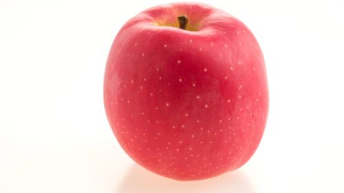 Un nou soi de măr prinde contur / „Sunflare”, un hibrid între Honeycrisp și Pink Lady ar putea ajunge în magazine în câțiva ani și ar putea rivaliza cu cele mai populare soiuri