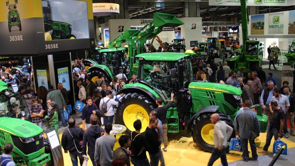 Tarifele vamale ale lui Trump provoacă haos în industria utilajelor agricole din SUA şi Canada