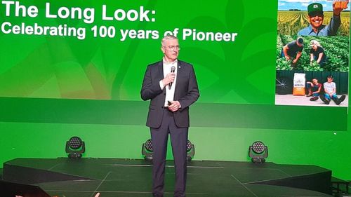 La aniversarea centenarului, Pioneer privește spre viitor. Curând va furniza semințe pentru cinci culturi diferite