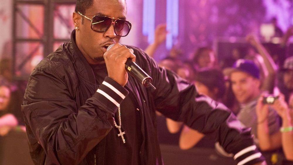 Ce mănâncă Sean „Diddy” Combs în închisoare / Cereale, fructe și o prăjitură, la micul dejun; hamburgher sau pește la cuptor, la prânz; cina este formată din paste sau friptură de vită / Cafea primește doar în weekend