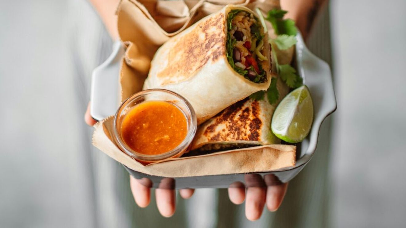 Burrito este un preparat delicios, plin de vitamine, minerale și proteine/ Este un mic dejun perfect dacă ai grijă că nu fie foarte caloric și plin de sodiu, pentru a nu-ți afecta greutatea și inima