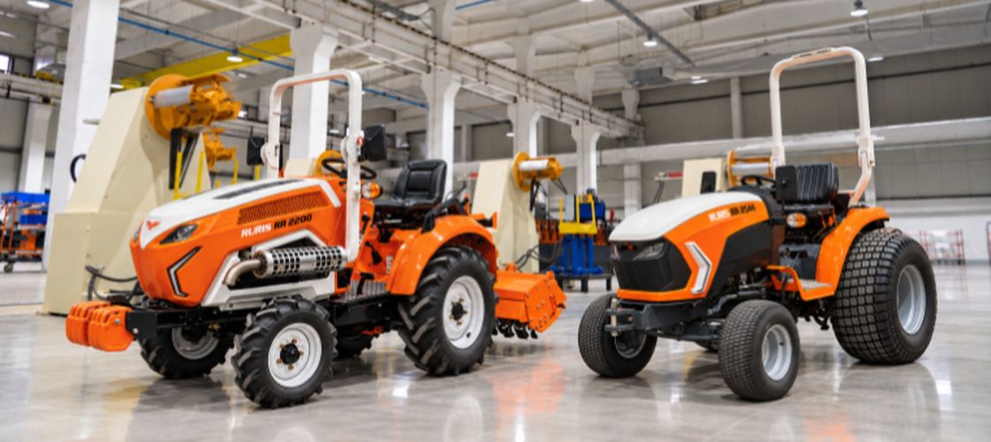 INDAGRA 2026/ Noul tractor model 4×4 de la Ruris expus la Romexpo/ Compania a investit 10 milioane de euro într-o fabrică de tractoare la Craiova