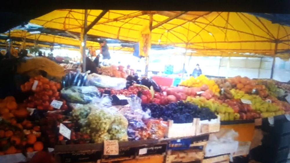 Investiţia de modernizare a Pieţei Izvoare, principala piaţă agroalimentară din municipiul Baia Mare este întârziată de negocierile administrației cu comercianții