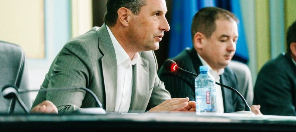 Ministrul interimar al Agriculturii, Tanczos Barna, anunță noi finanțări pentru fermieri și prezintă stadiul ajutoarelor de stat
