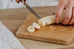 Bananele pot ajuta la scăderea colesterolului „rău”. Ce spun cardiologii și cu ce e bine să le combini