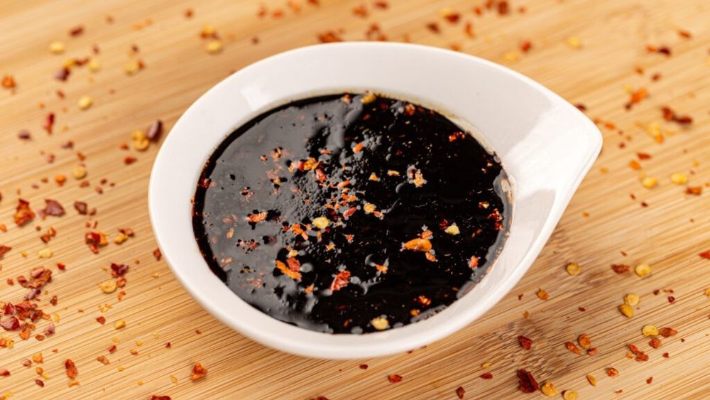Sosul teriyaki poate fi făcut acasă ușor și rapid / Rețeta simplă folosește doar patru ingrediente de bază
