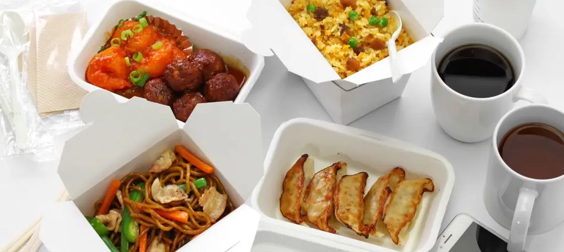 Fără polistiren expandat la livrări, legea propusă în Connecticut care amenință restaurantele care fac furnizează mâncare la domiciliu