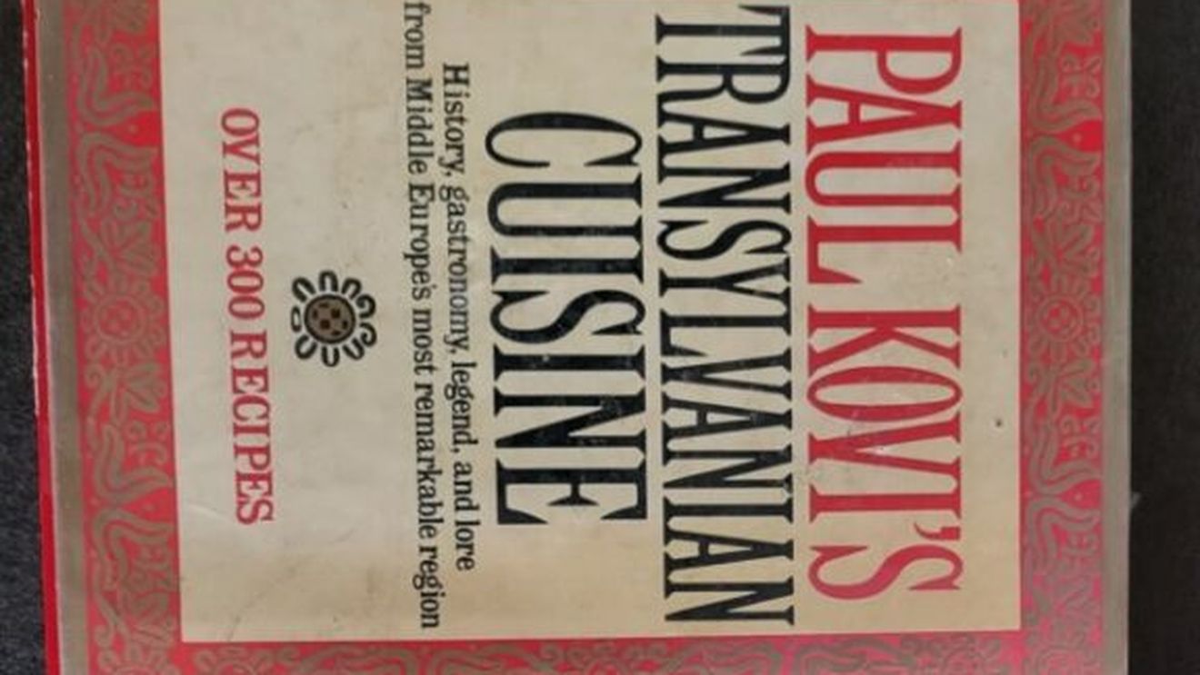 O expoziție dedicată lui Pál Kövi, maghiarul care a făcut celebră în SUA bucătăria transilvăneană, este deschisă la București