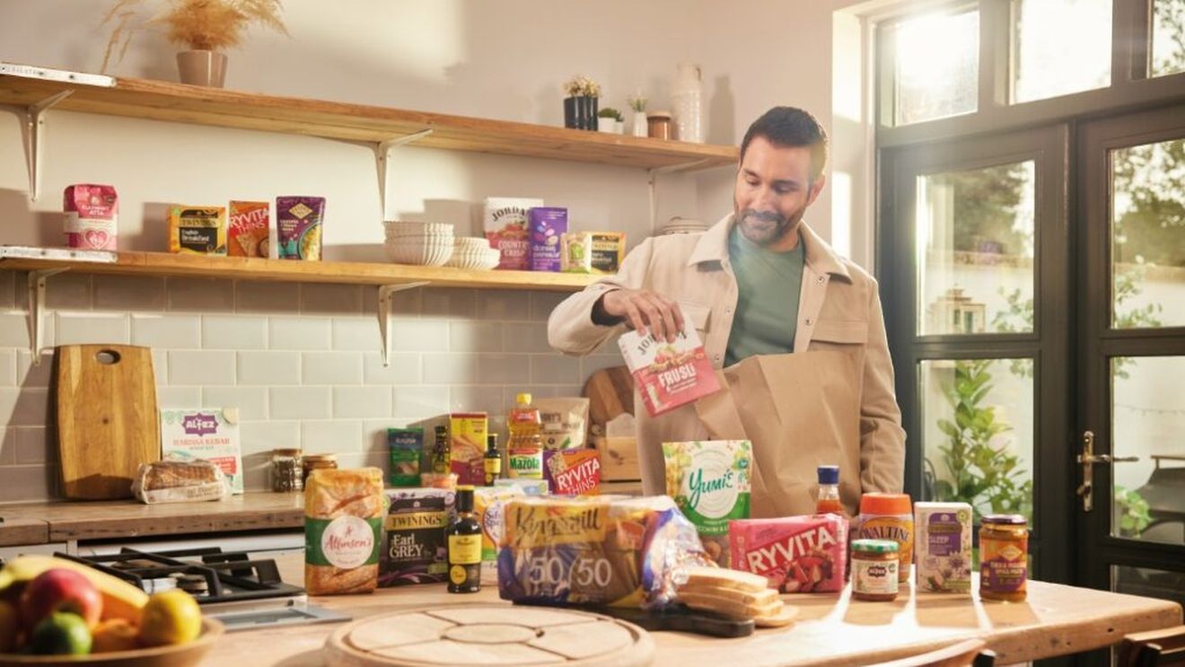 AB Foods, proprietarul Primark, raportează un declin de 10% al profitului, în contextul afacerilor în scădere în industria zahărului