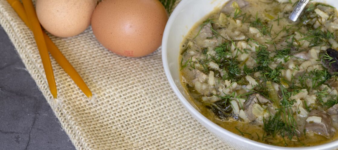 Cele mai neobișnuite preparate de Paște din lume: de la supă din organe la plăcinta „pizza”