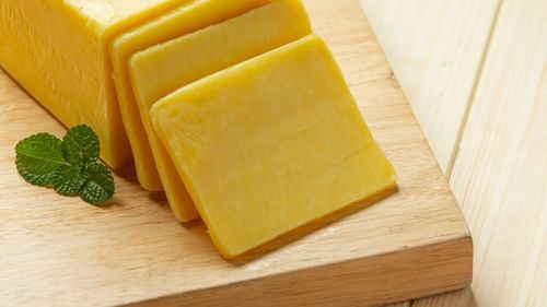 Inteligența artificială nu este viitorul. Este prezentul! / Cum poate fi folosită AI în industria alimentară / Există modele care pot fi programate pentru a dezvolta brânza pe bază de plante