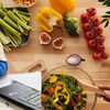 INTERVIU | Fibroamele uterine și alimentația / Dr. Ciprian Morariu explică dacă există sau nu alimente „miracol”
