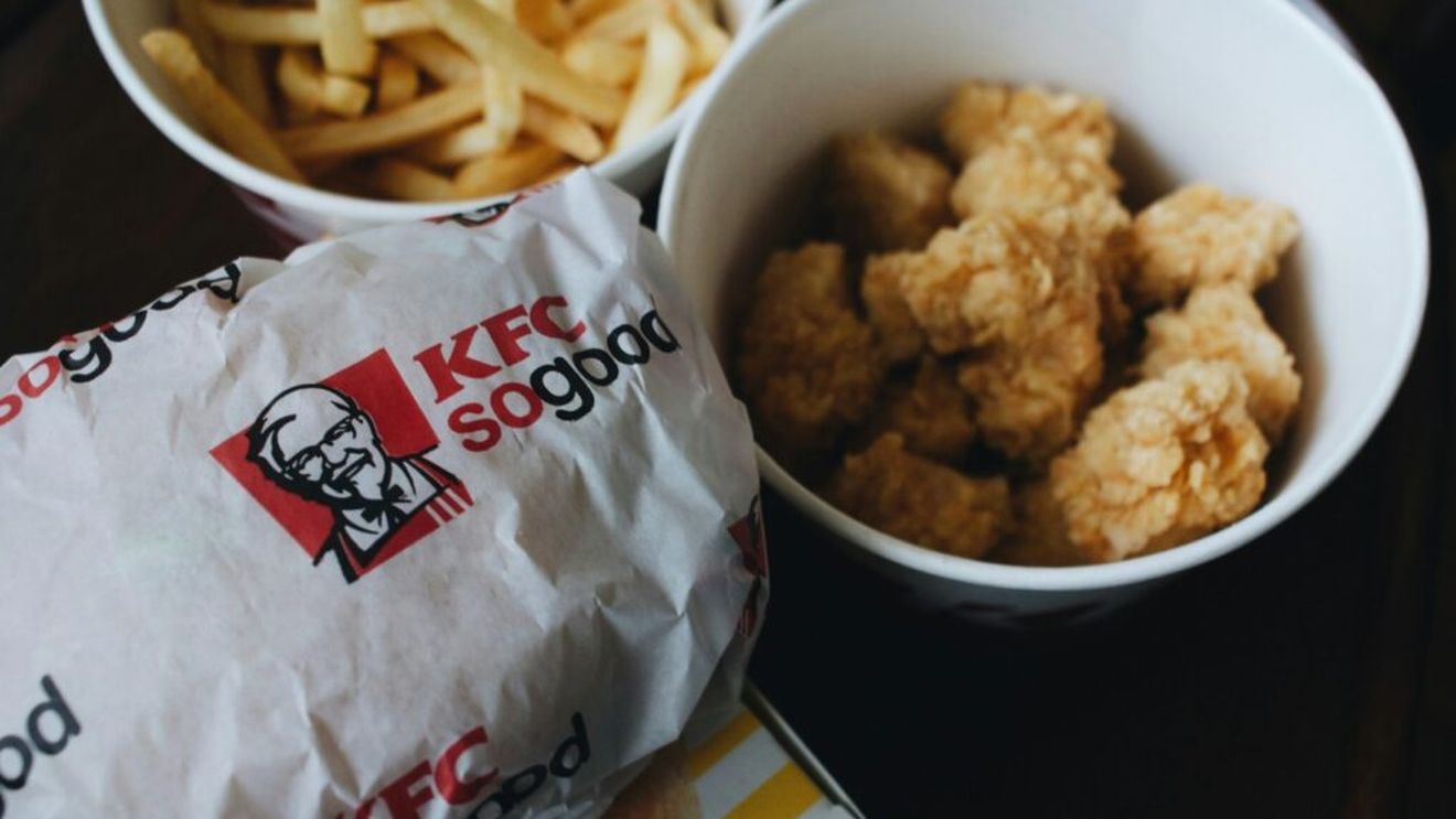 KFC a lansat meniul Forza care va putea fi cumpărat doar din restaurantele KFC Auto din Spania până pe 11 iulie