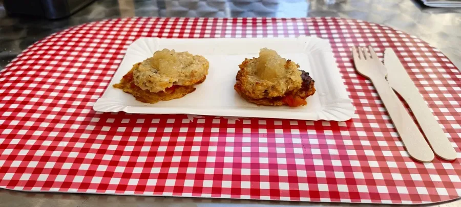 tapas, pui cu picioare albastre