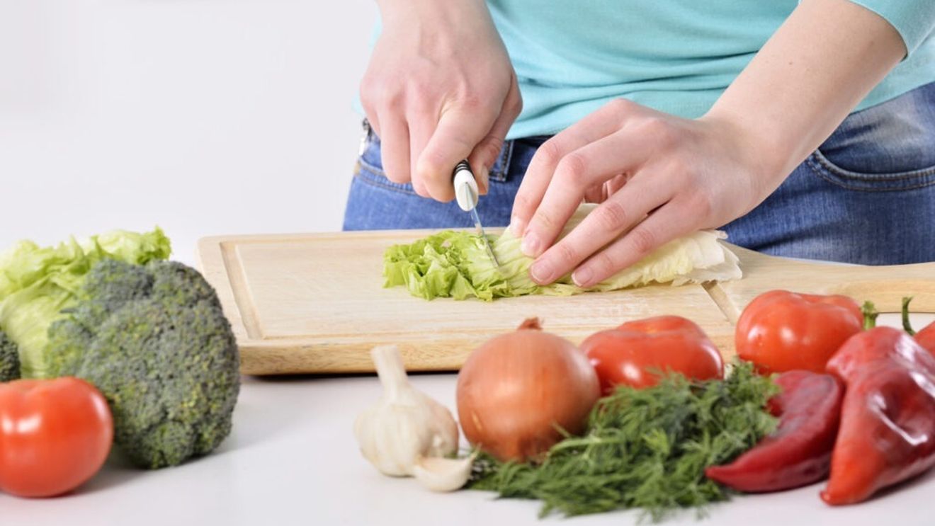 Un oncolog recomandă legumele din această familie pentru reducerea riscului de cancer / Acestea conțin substanțe fitochimice care încetinesc creșterea cancerelor