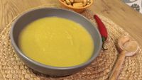 VIDEO FOTO | Groninger Mosterdsoep, supă de muștar olandeză. Baza e de vichyssoise, un preparat clasic franțuzesc