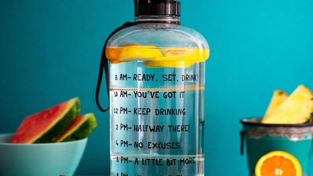 Cel mai bun ingredient pe care să-l adaugi în apă / Probabil îl ai deja în frigider