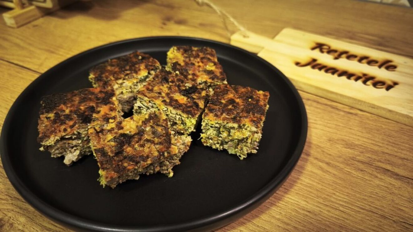 VIDEO | Rețetele Juanitei | Aperitiv din ficat de miel și legume/ Nu e drob, ci un „chec” sărat, ușor de făcut și extrem de gustos