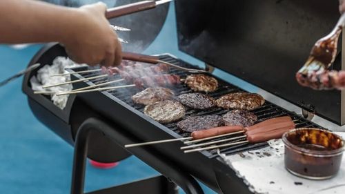 Avertisment de vară: Acest instrument obișnuit pentru grătar prezintă riscuri serioase pentru sănătate