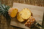 Când te dor oasele și articulațiile lasă analgezicul și apelează la ananas/ Cum combate durerile articulare și sprijină digestia