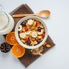 Ce ar trebui să mănânci la micul dejun după 50 de ani / Nutriționistă: O schimbare simplă poate crește aportul de fibre
