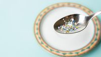 Microplasticele se activează în apă și îți pun în pericol sănătatea. Un studiu revoluționar din revista Nature explică cum se modifică și cât sunt de toxice