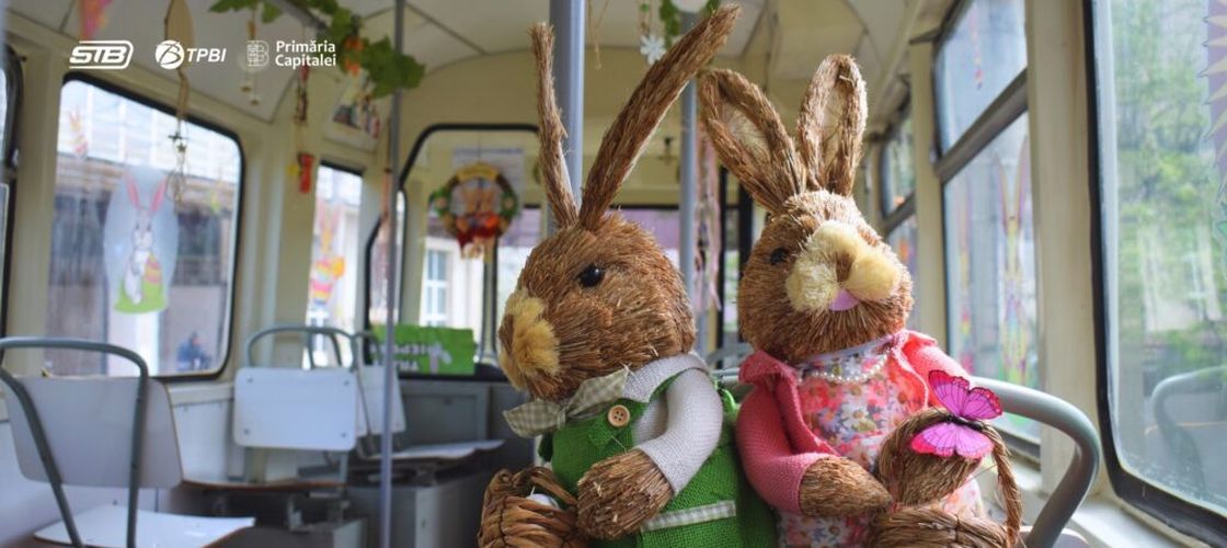 Tramvaiul Iepurașului va circul în Joia Mare prin București/ Toți copiii vor primi dulciuri, baloane și mici surprize