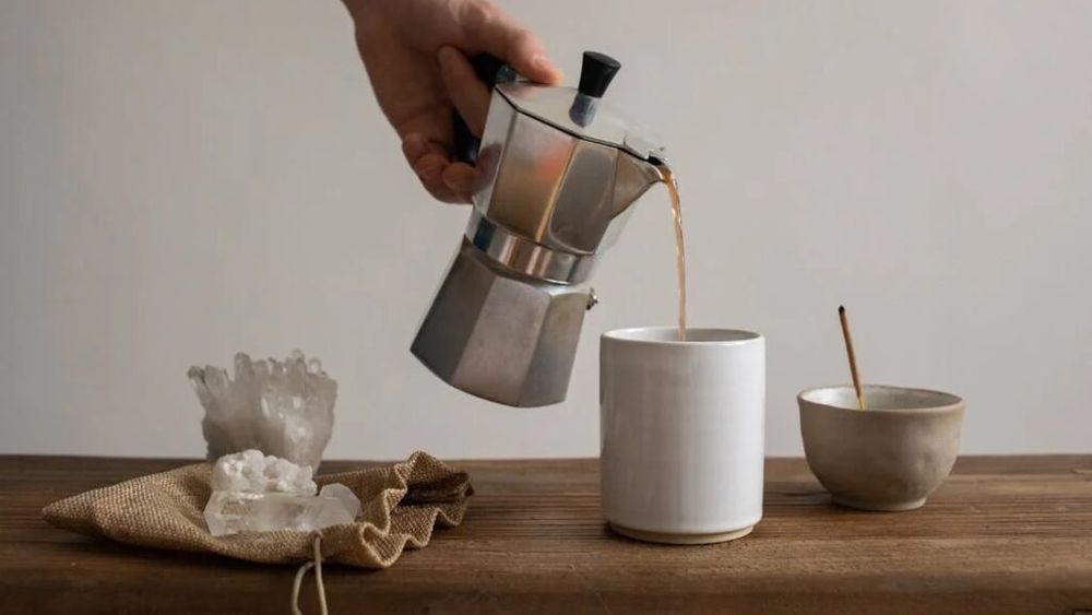 Ce efect are consumul de cafea în fiecare dimineață asupra sănătății intestinale / Te ajuta să trăiești mai mult?